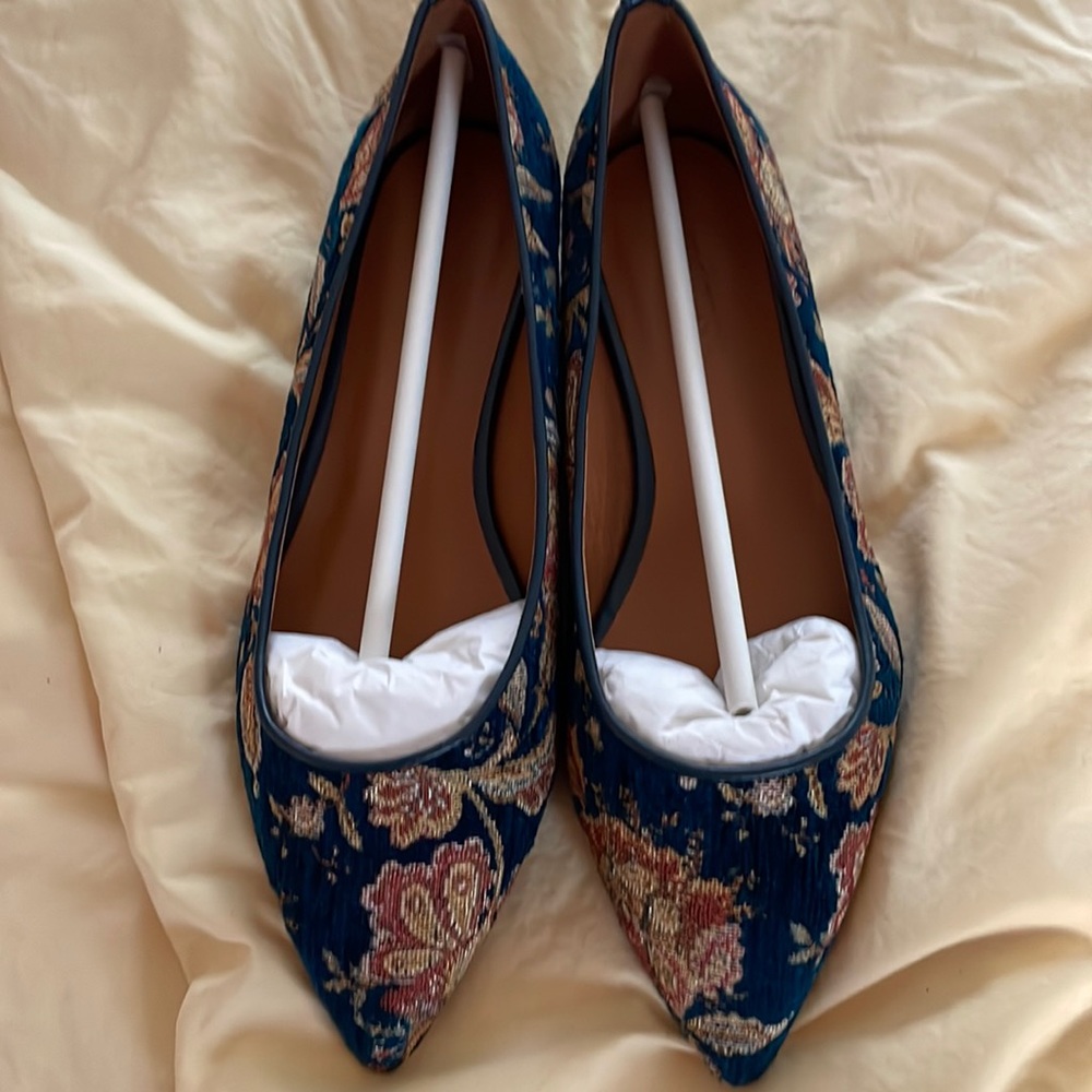 Sundance Tapestry Flats